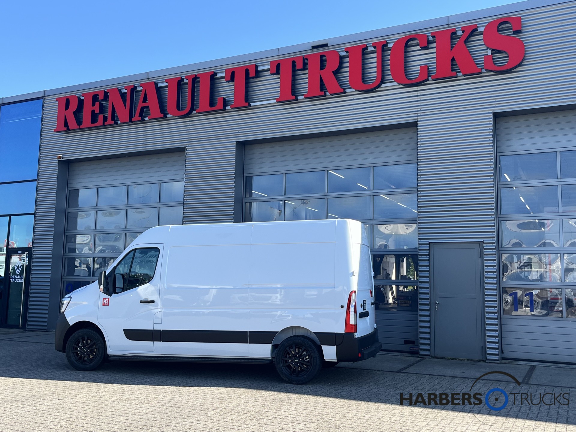 Renault MASTER l2h2 150PK Red Edition