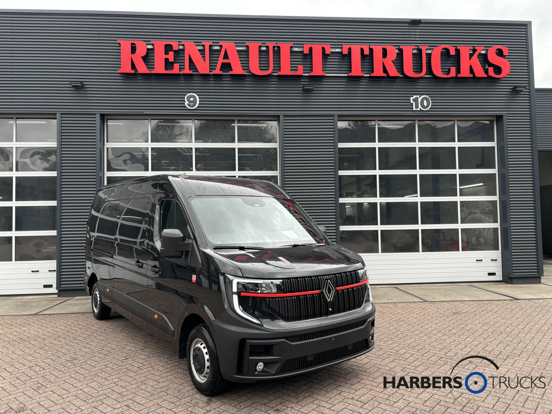 Renault Master L3H2 150PK Red Edition