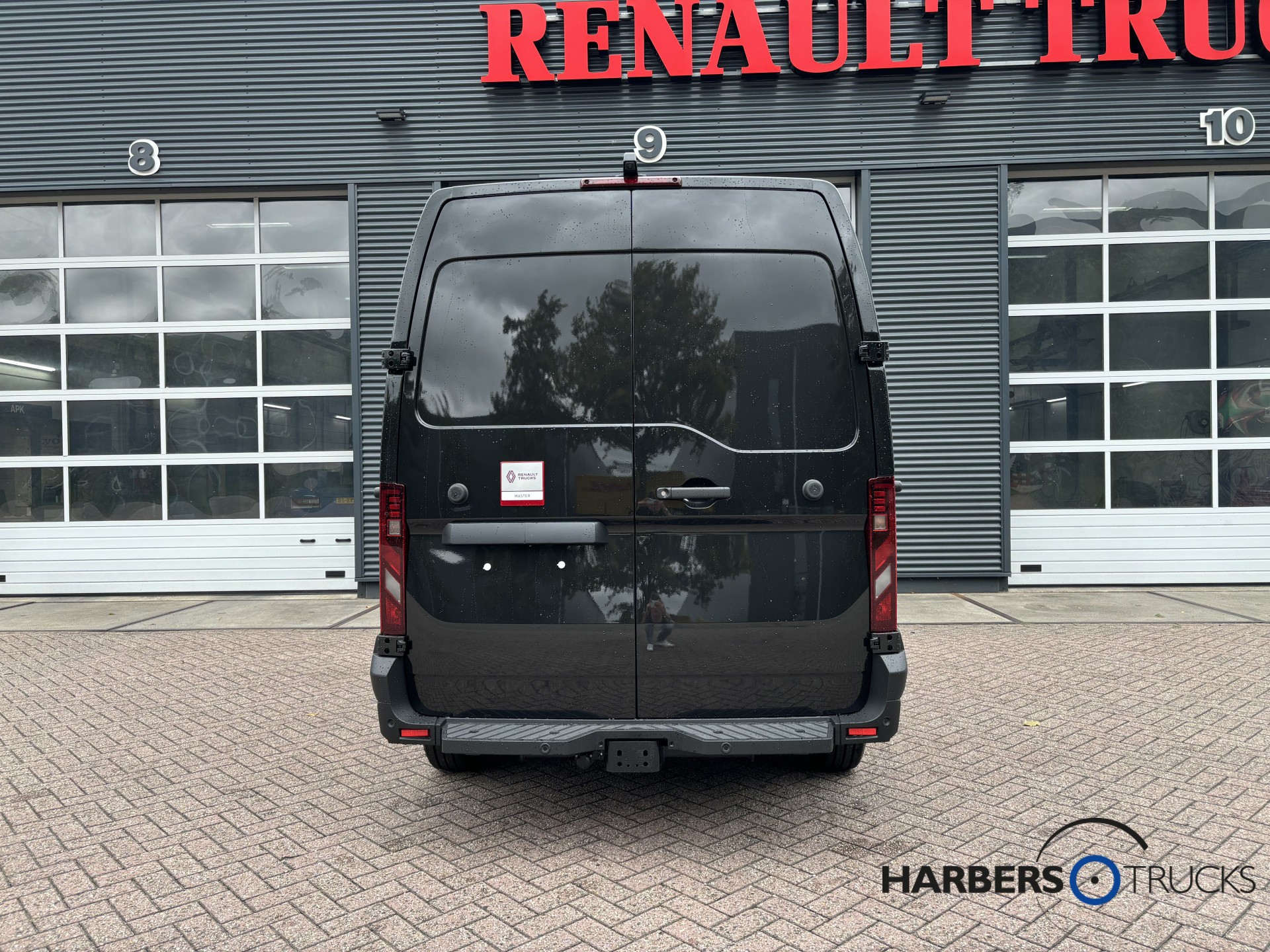 Renault Master L3H2 150PK Red Edition