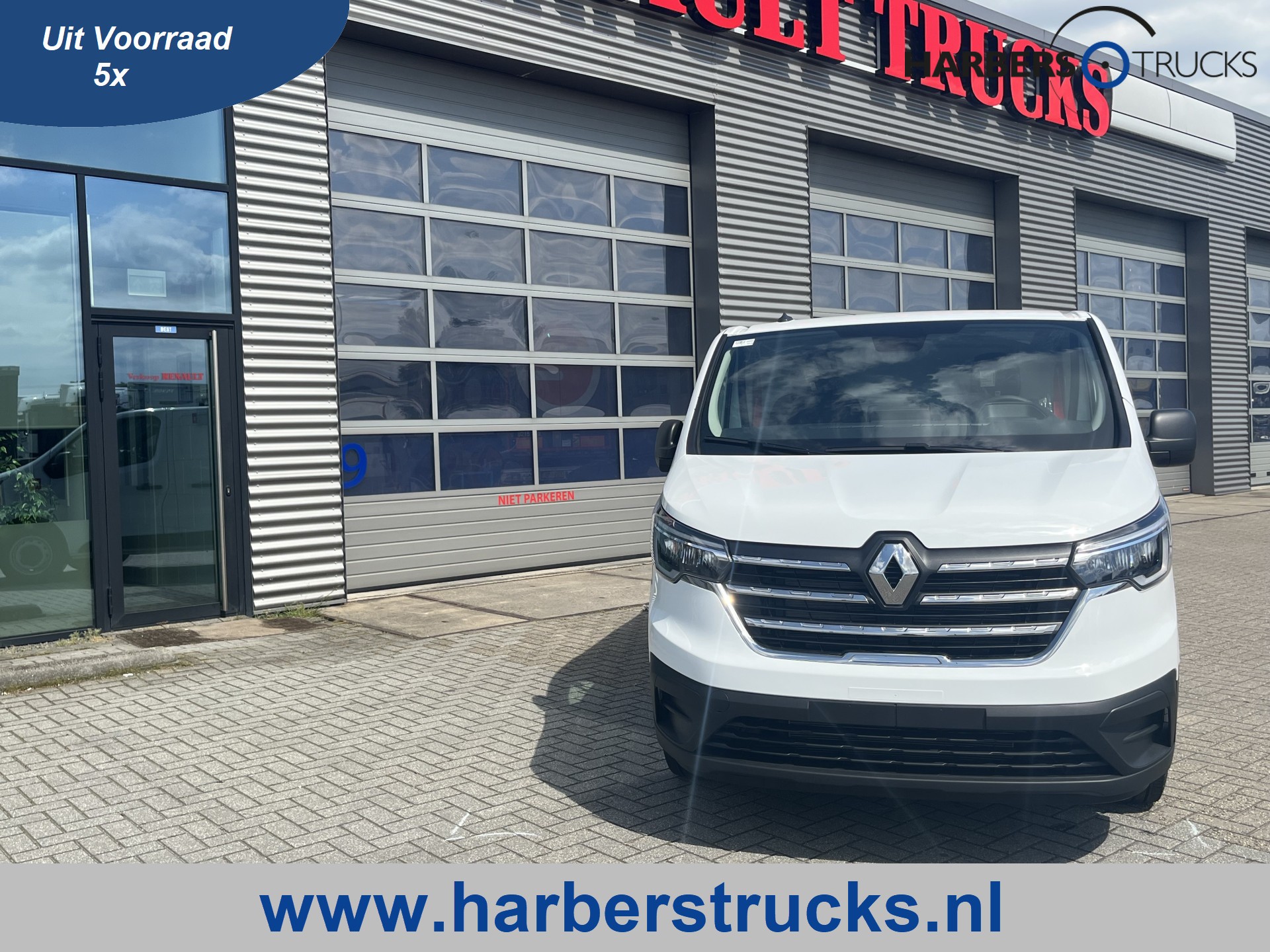 Renault Trafic Red Edition