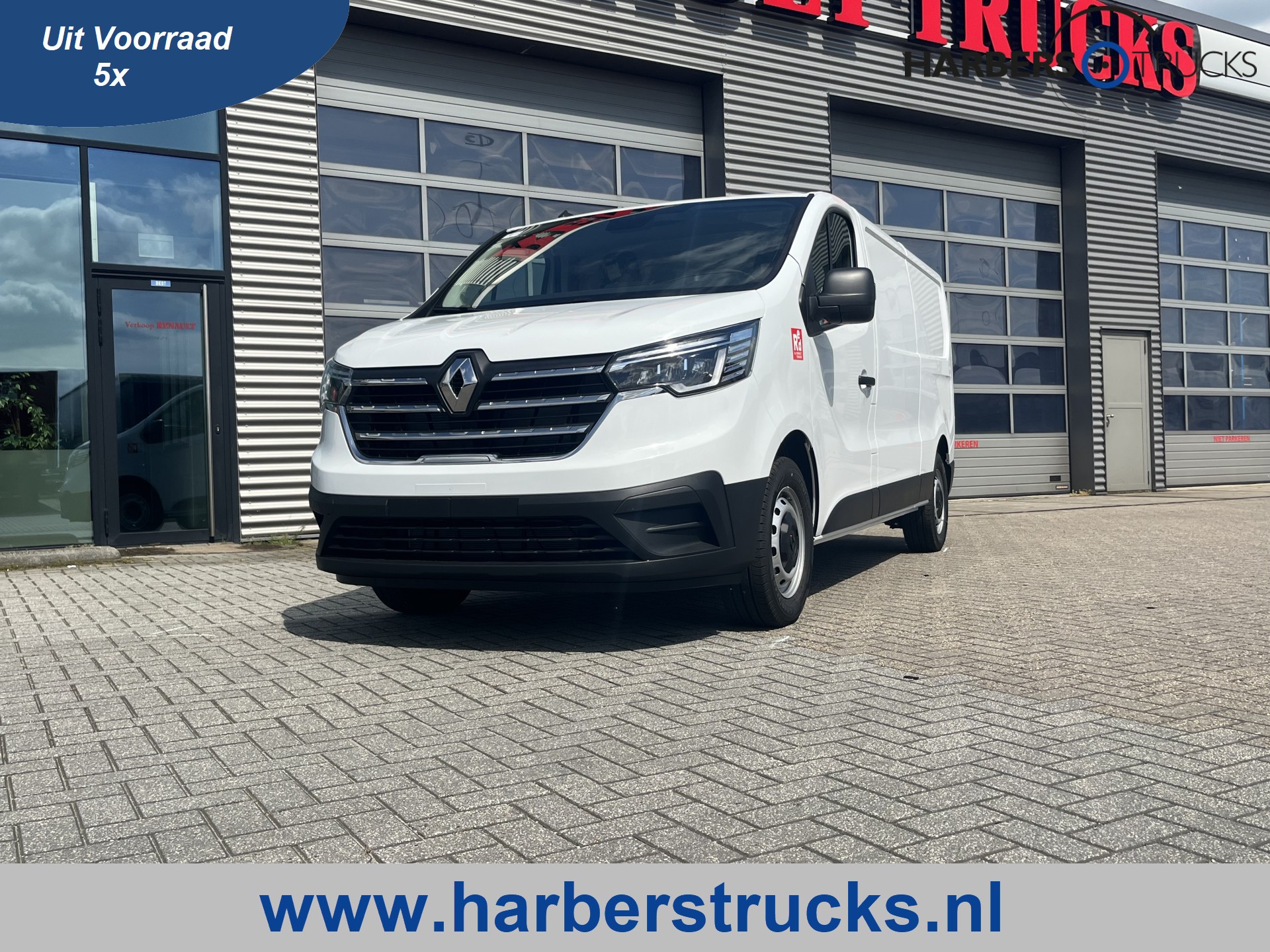 Renault Trafic Red Edition