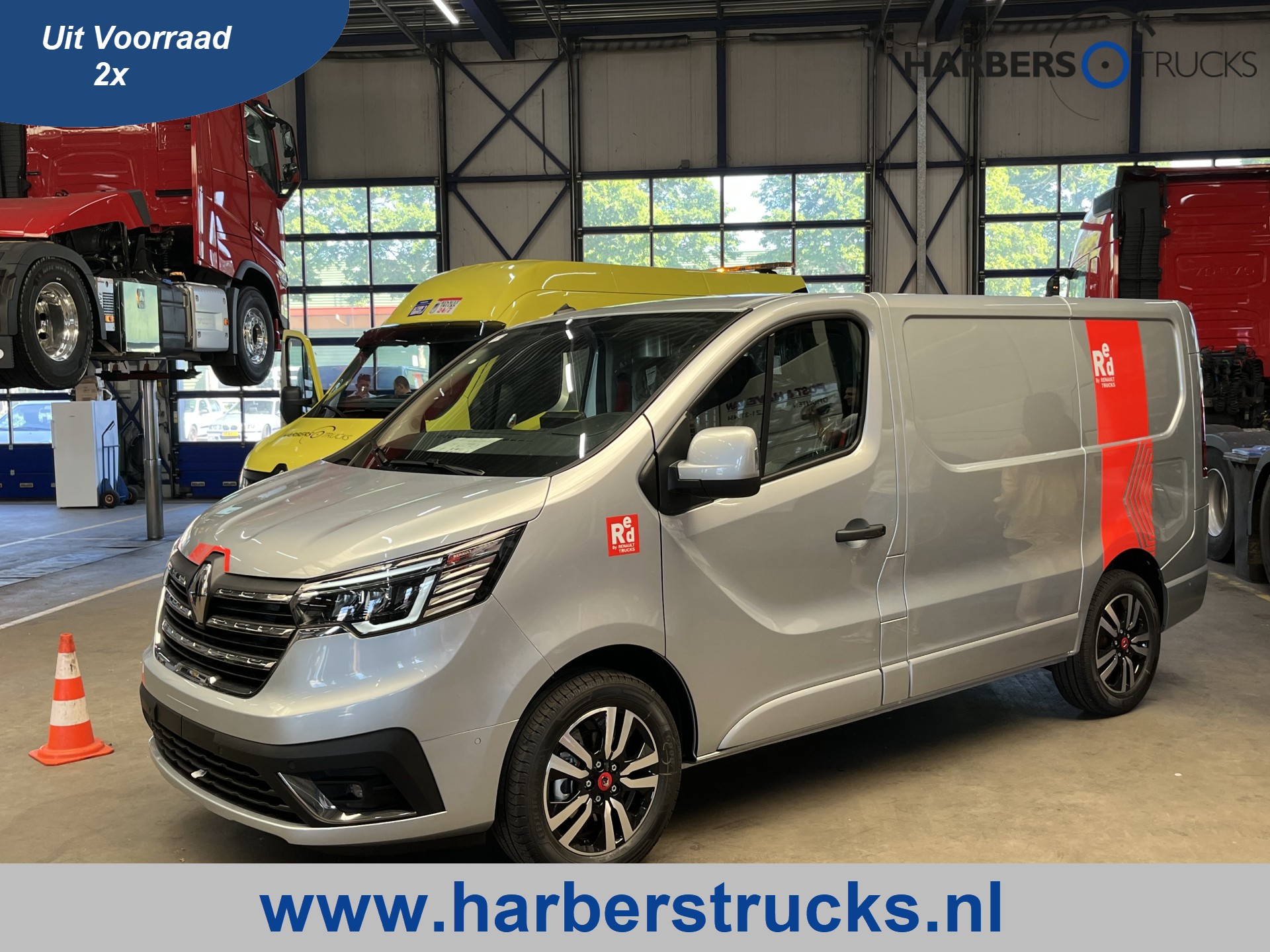 Renault Trafic Exclusive 130 PK L1H1 RED Exclusive L1H1