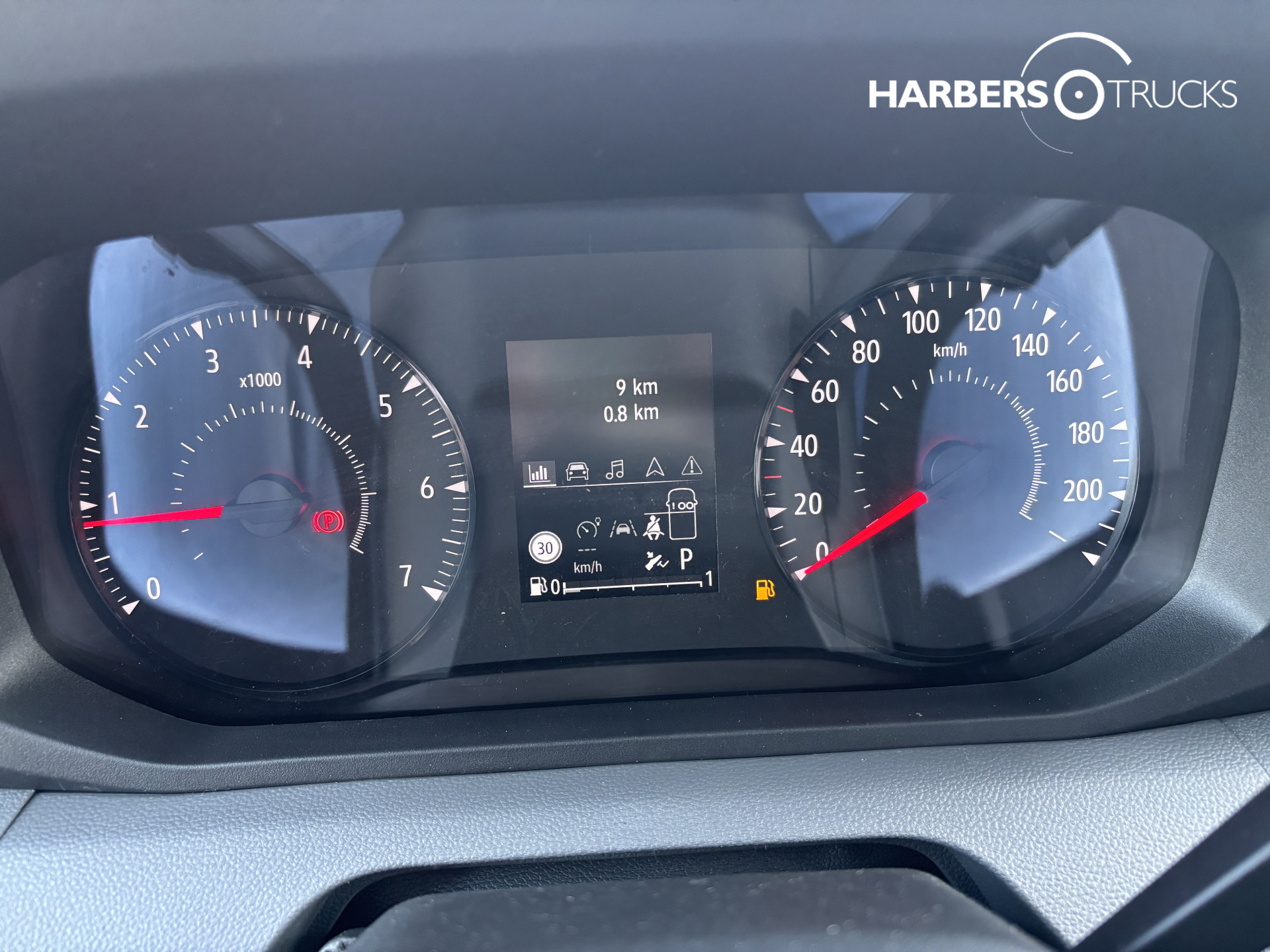 Renault Master Red Edition 150PK