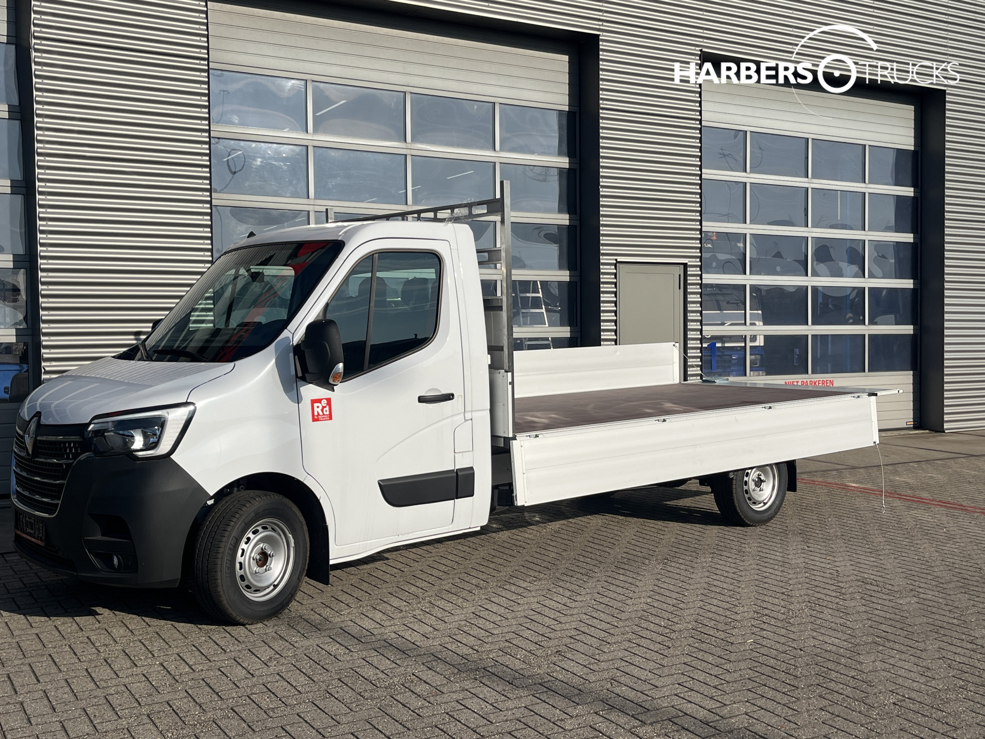 Renault Master Red Edition