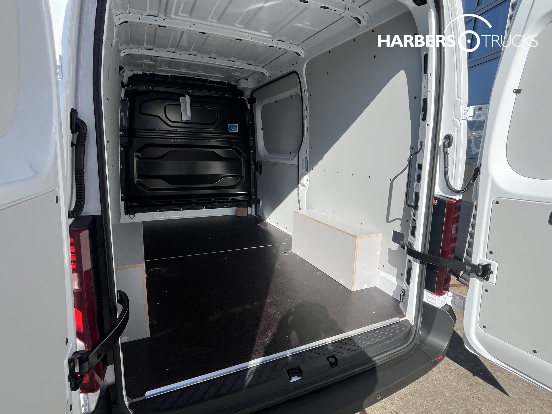 Renault Master Red Edition E-Tech L2H2