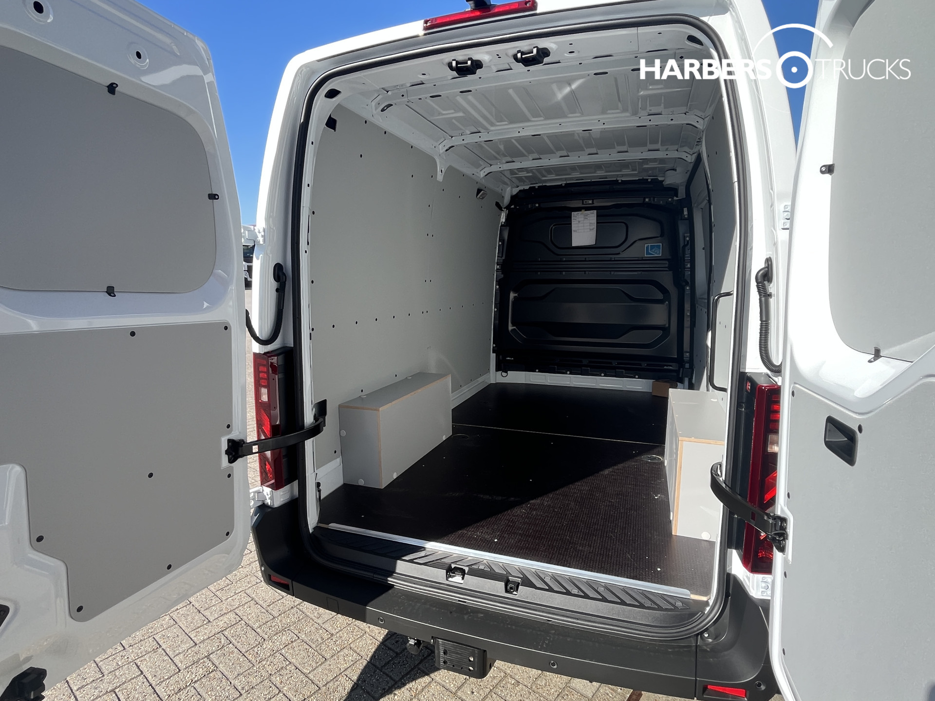Renault Master Red Edition E-Tech L2H2