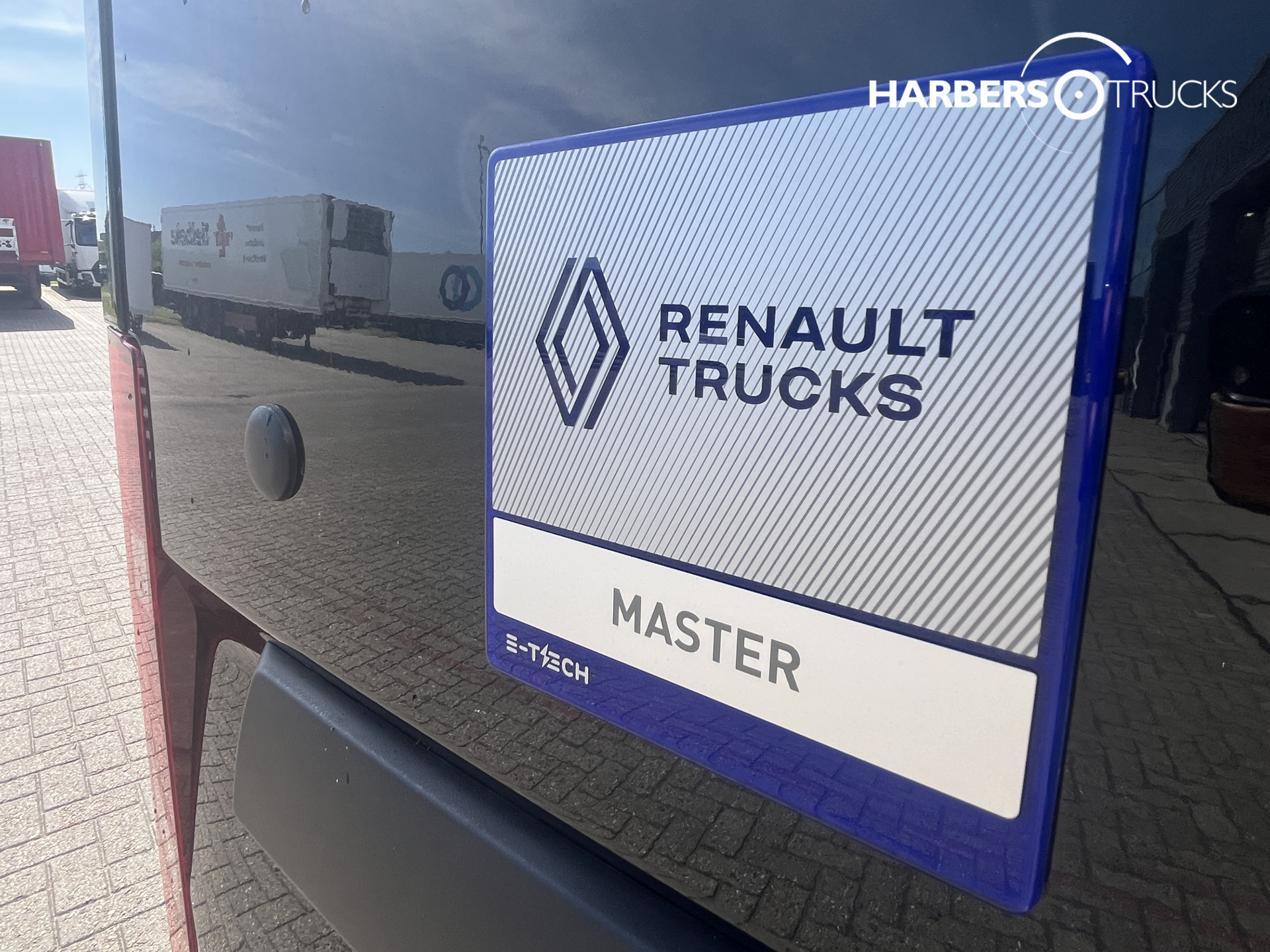 Renault Master E-Tech L2H2 Red Edition