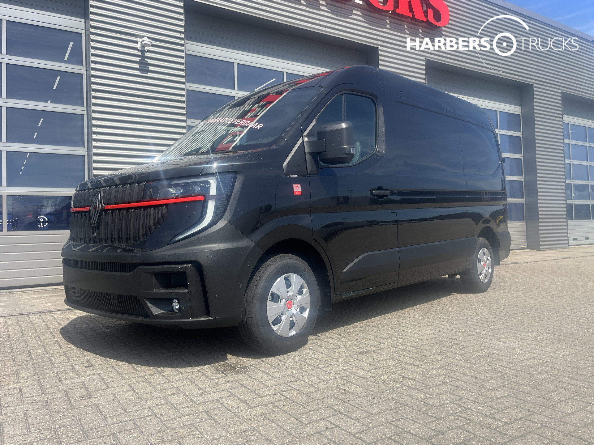 Renault Master E-Tech L2H2 Red Edition