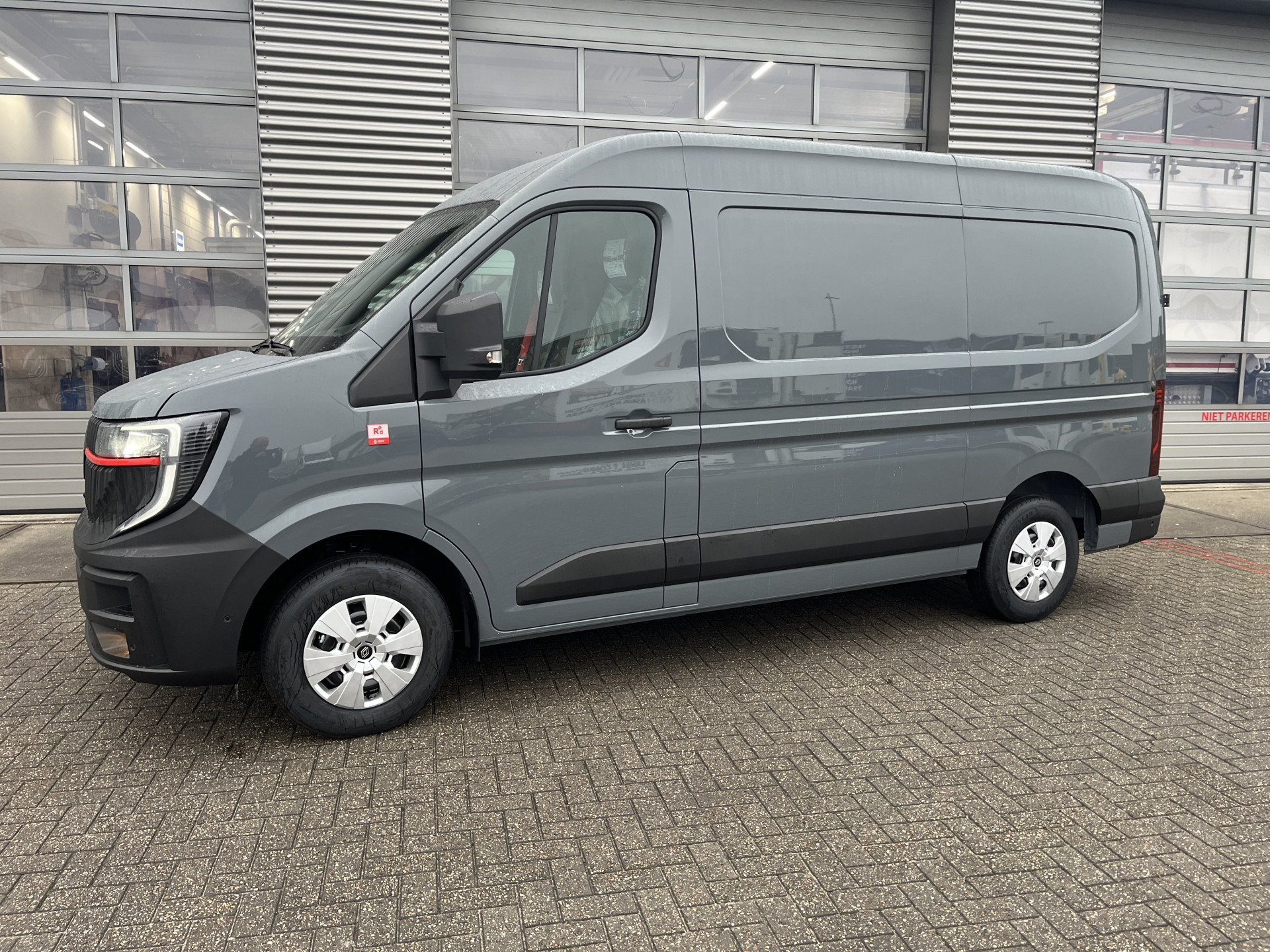 Renault Master E-Tech 87Kwh Longrange Red Edition