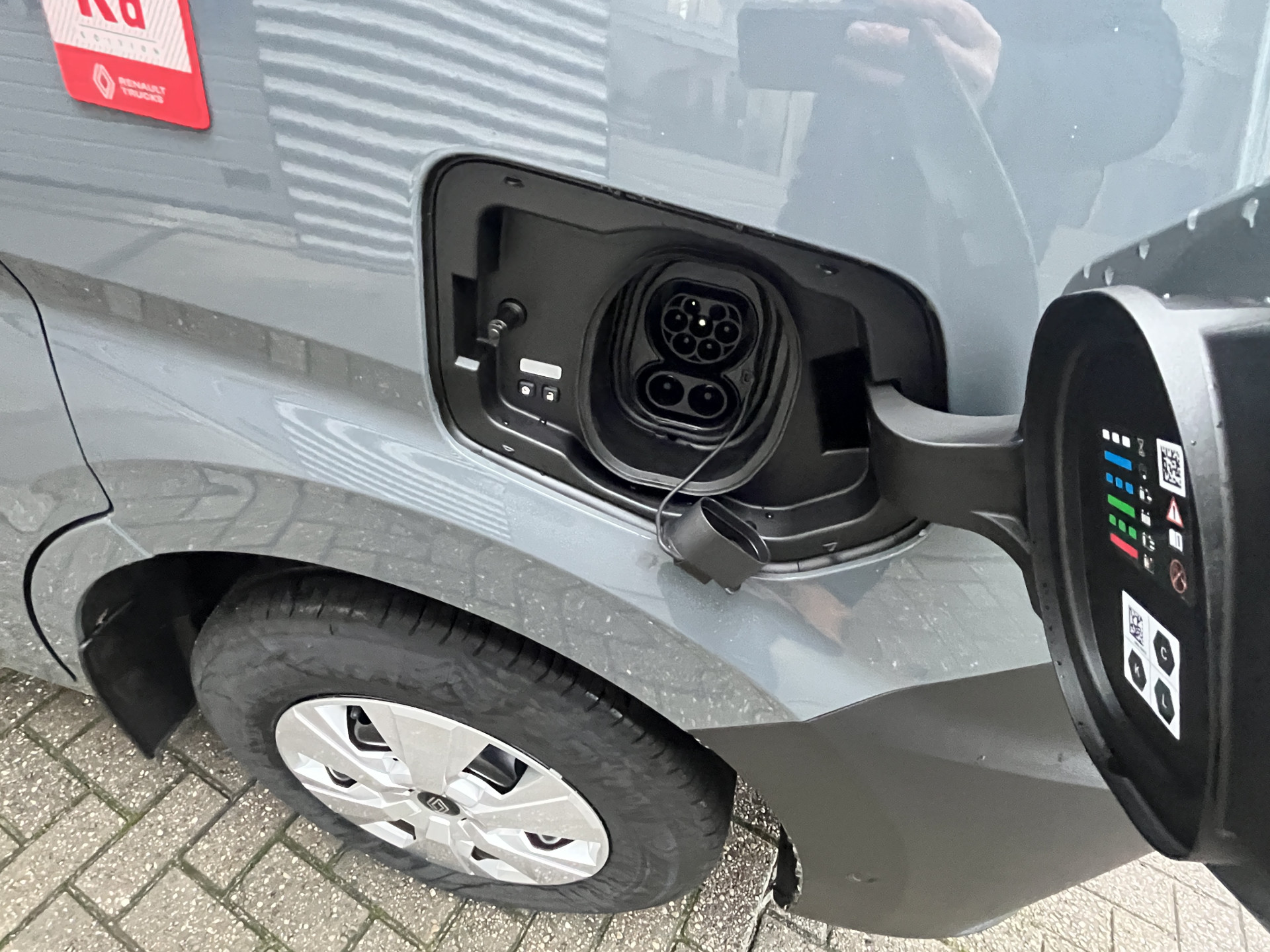 Renault Master E-Tech 87Kwh Longrange Red Edition