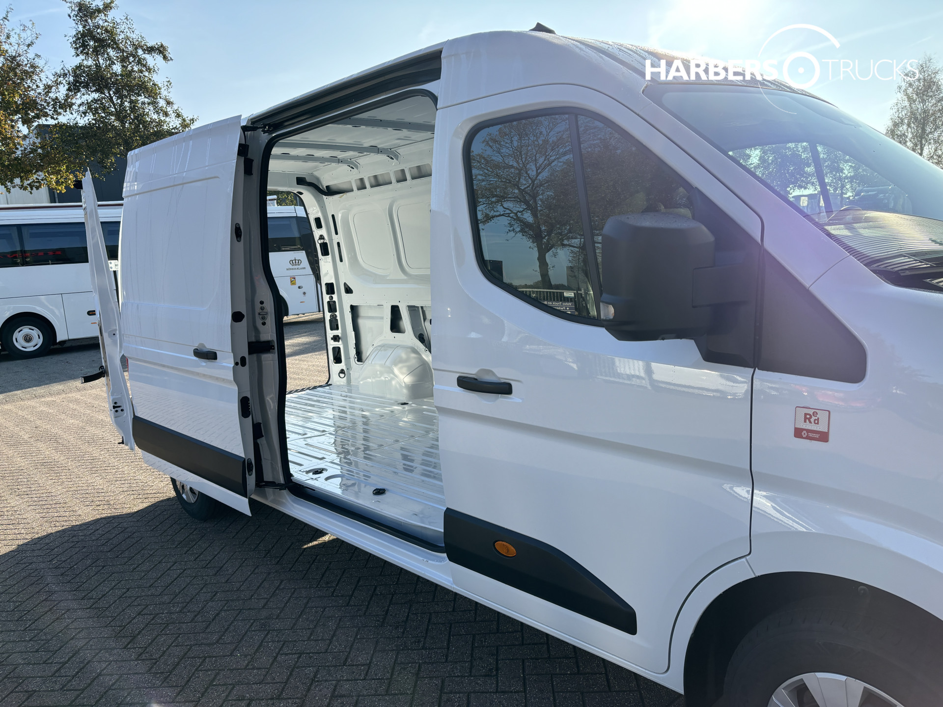 Renault Master Red Edition