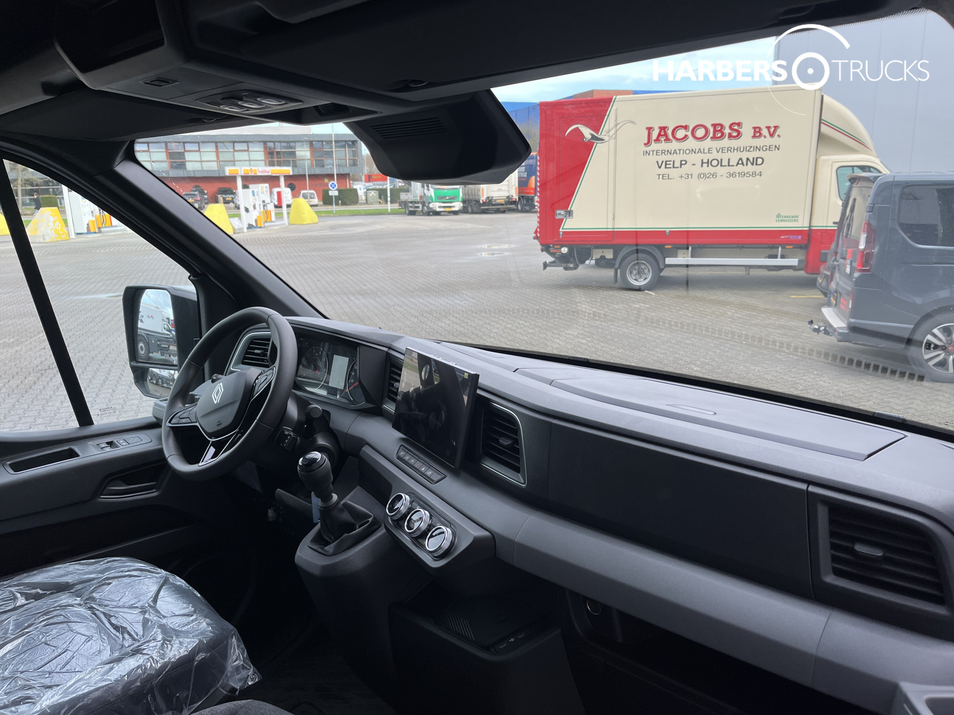 Renault Master Red Edition