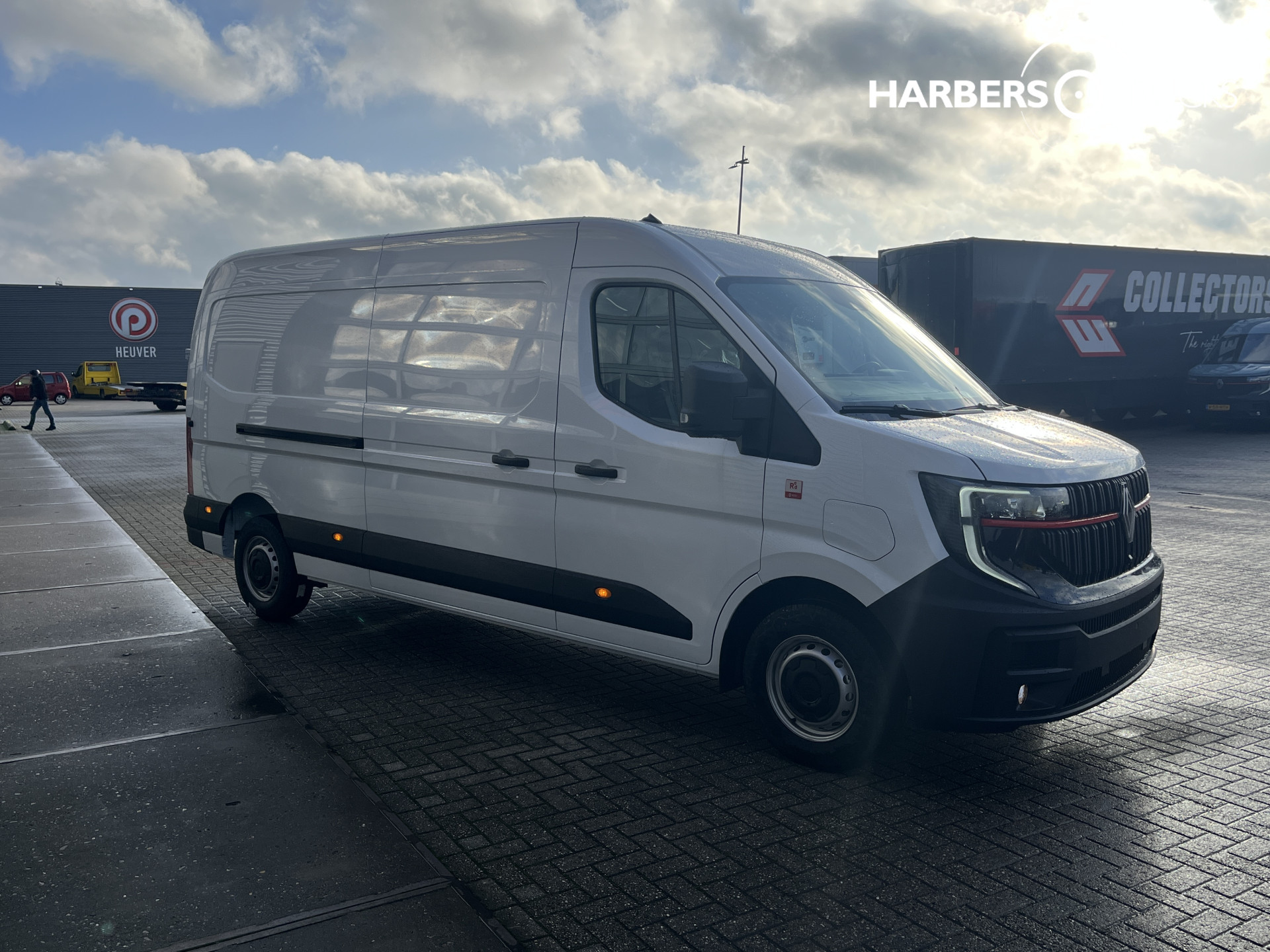 Renault Master E-Tech (Electric) Red Limited