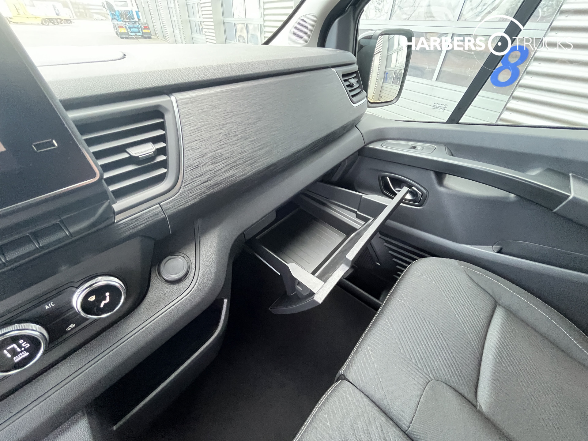 Renault Trafic Red Exclusive Luxe/Extra