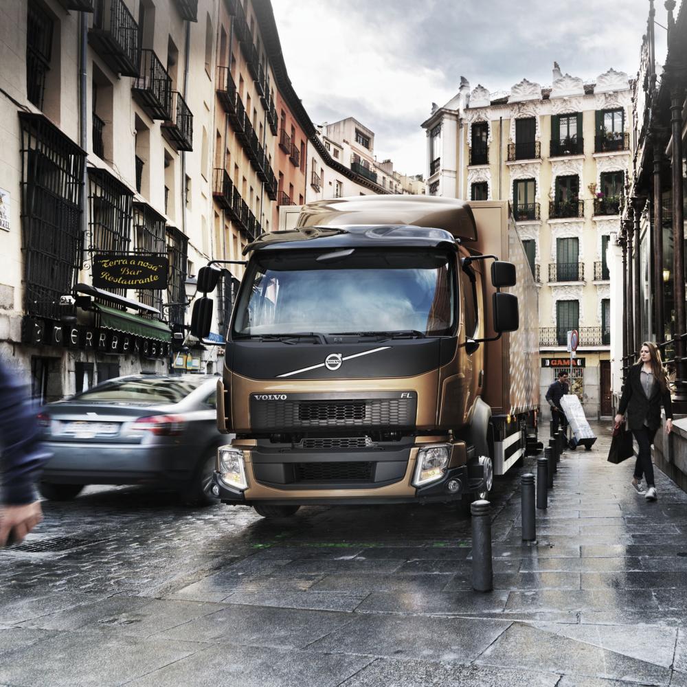 Harbers-Trucks-Volvo-FL-010