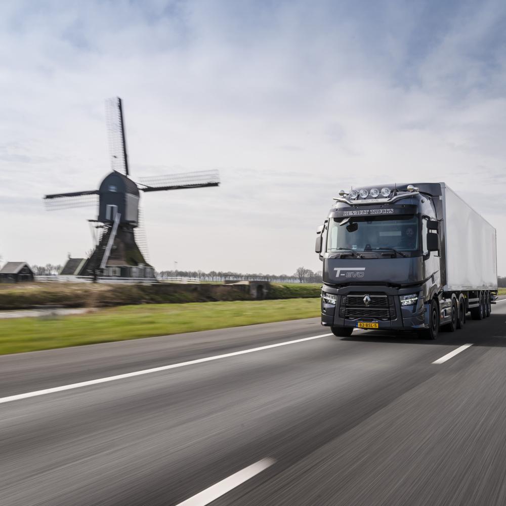 Harbers Trucks - Renault Trucks T Evolution in Nederland