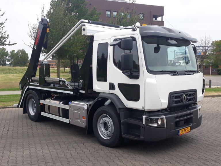 Clean-Mat-Trucks_34BRS3.jpg