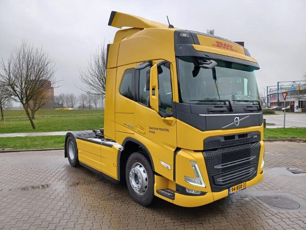 DHL_94BSK2.jpg
