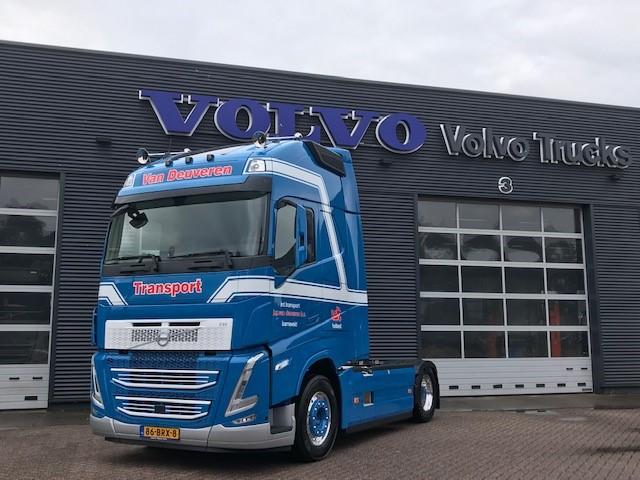 Deuveren-van_86BRX8.jpg
