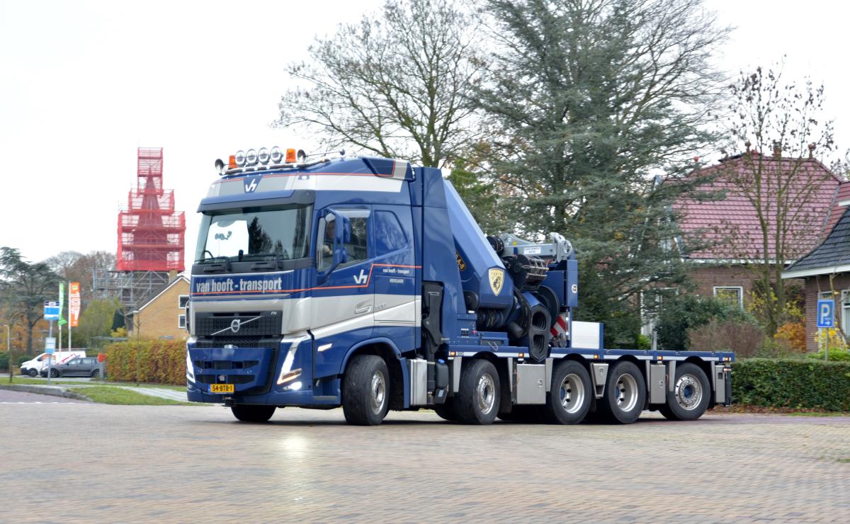 Van Hooft (6) - verkleind Van Hooft (6) - verkleind