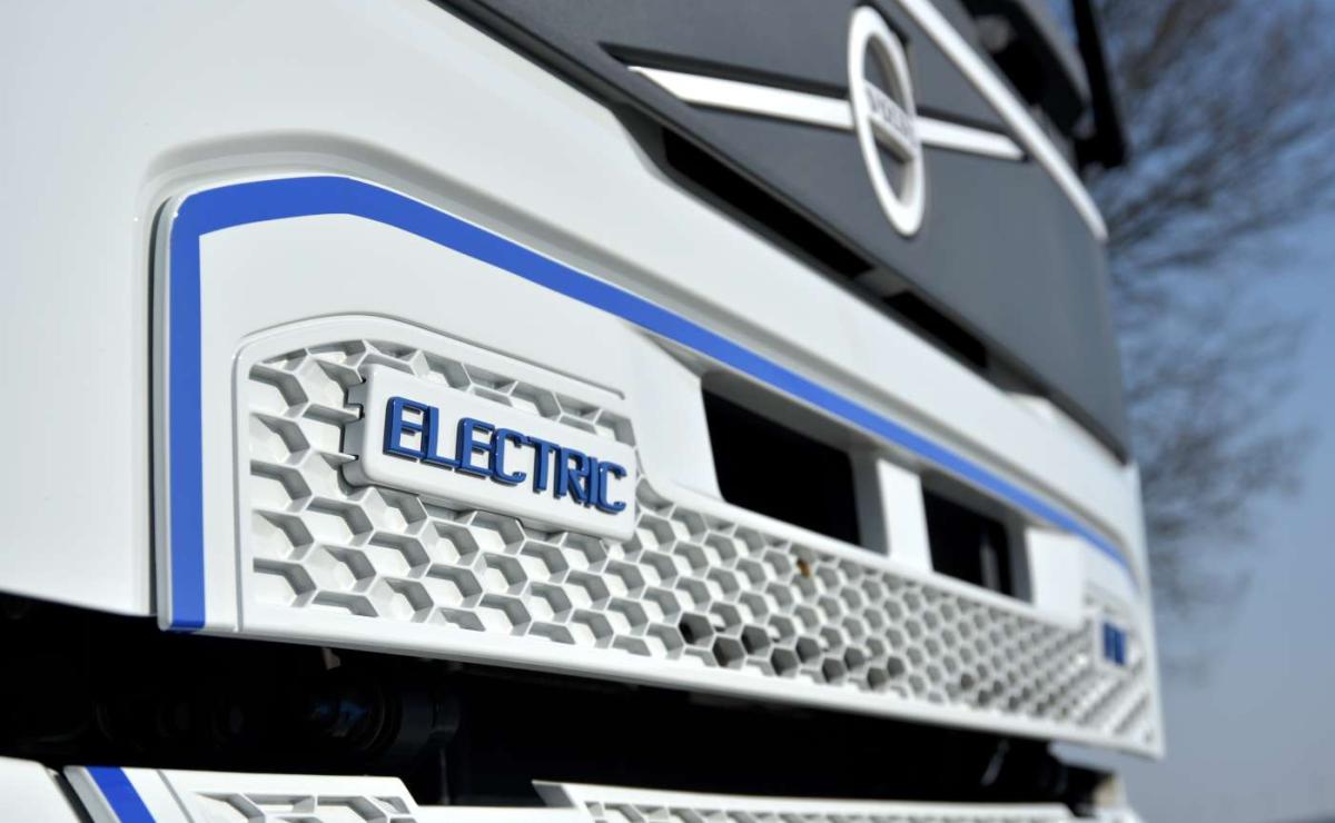volvo-fm-electric-schotpoort-connect-10 volvo-fm-electric-schotpoort-connect-10