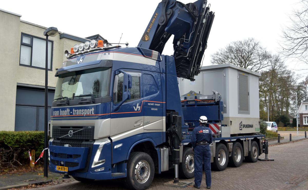 Van Hooft (13) - verkleind Van Hooft (13) - verkleind