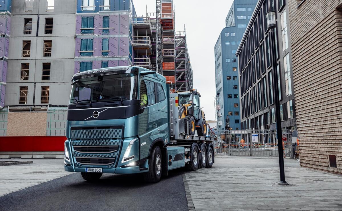 FH Electric 8x4 FH Electric 8x4