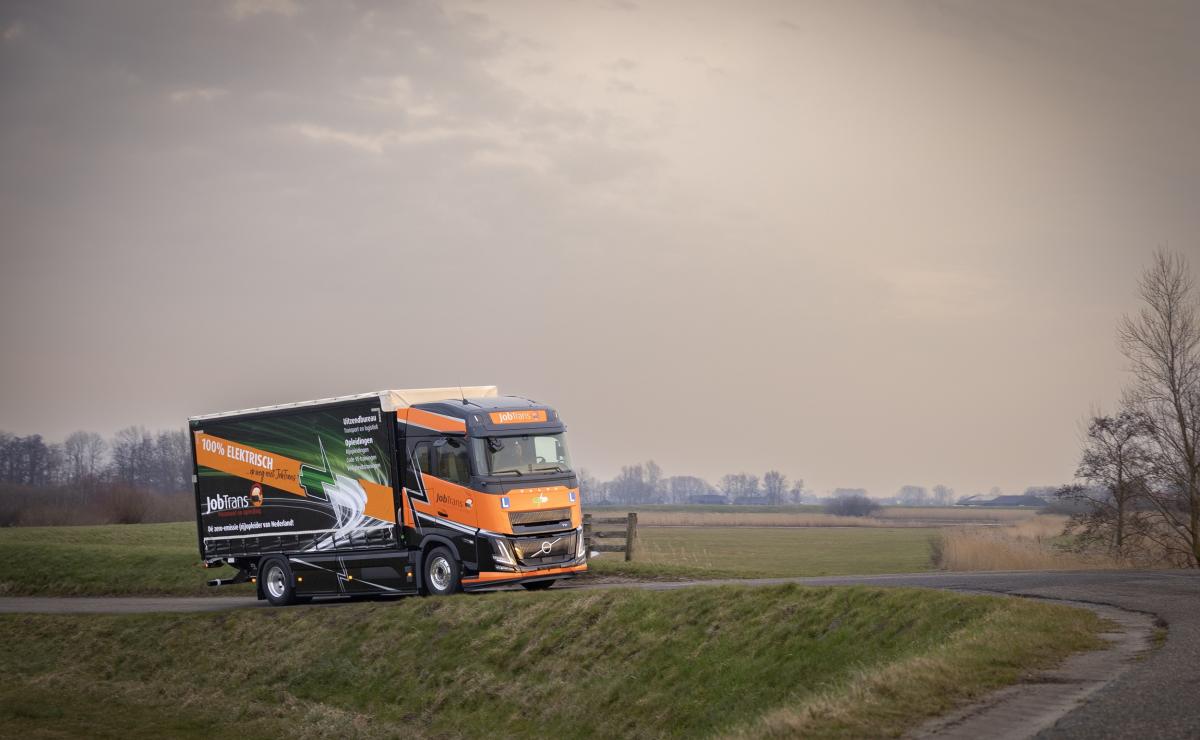 volvo-fh-aero-electric-jobtrans-2 volvo-fh-aero-electric-jobtrans-2