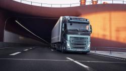 Harbers Trucks - Volvo FH Electric - 01