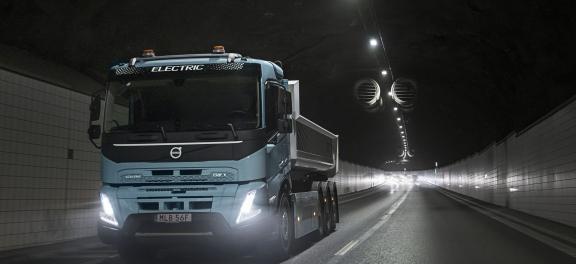 Harbers-Trucks-Volvo-FMX-Electric-008