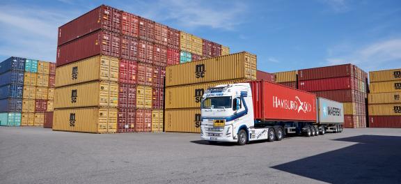 Harbers-Trucks-Volvo-Trucks-74-tons-Elektrische-Truck-5