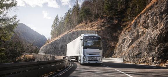 Volvo Trucks' nieuwe I-Roll (3)