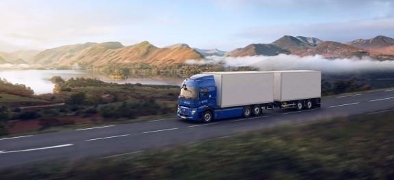 Harbers-Trucks-Digitaliseert-Cabine-Interieur-Nieuwe-Veiligheidsvoorzieningen-3 Harbers-Trucks-Digitaliseert-Cabine-Interieur-Nieuwe-Veiligheidsvoorzieningen-3