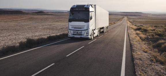 volvo-trucks-fh-aero-low-emission-steel header volvo-trucks-fh-aero-low-emission-steel header
