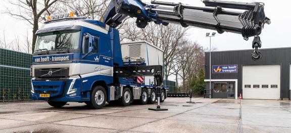 Volvo FH Van Hooft Transport header Volvo FH Van Hooft Transport header