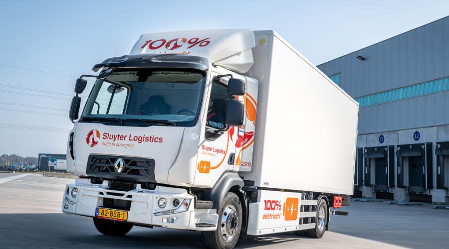 Harbers-Trucks-Elektrische-Renault-Trucks-D-rijdend-1024 Harbers-Trucks-Elektrische-Renault-Trucks-D-rijdend-1024