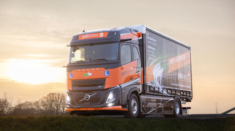 volvo-fh-aero-electric-jobtrans1 volvo-fh-aero-electric-jobtrans1