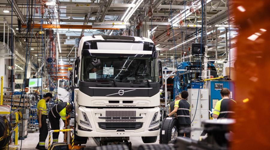 volvo-electric-truck-in-gent volvo-electric-truck-in-gent