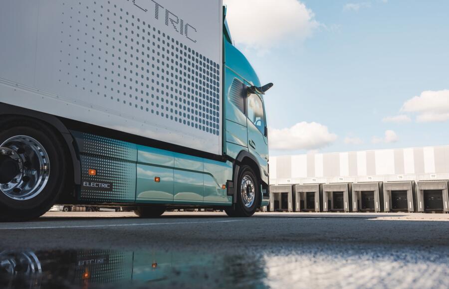Volvo FM Electric 9