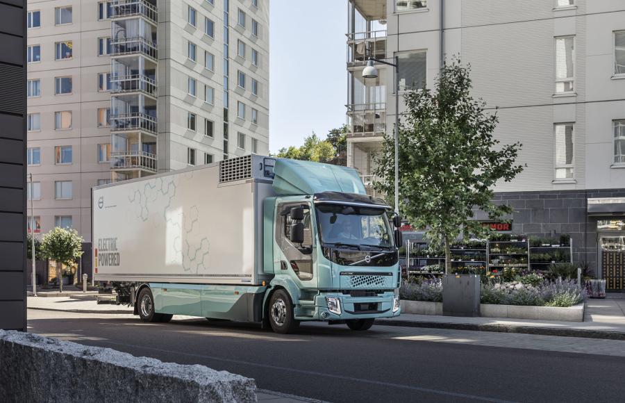 Harbers-Trucks-Volvo-FL-Electric-002