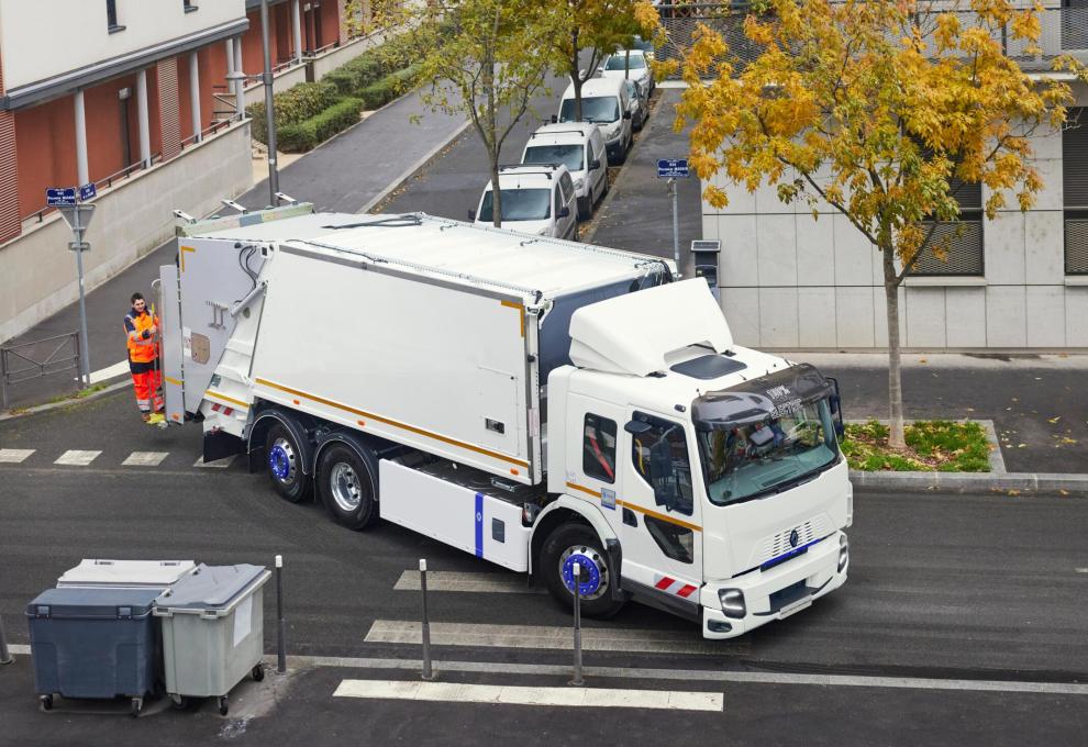 Harbers-Trucks-Renault-Trucks-d-wide-straatbeeld