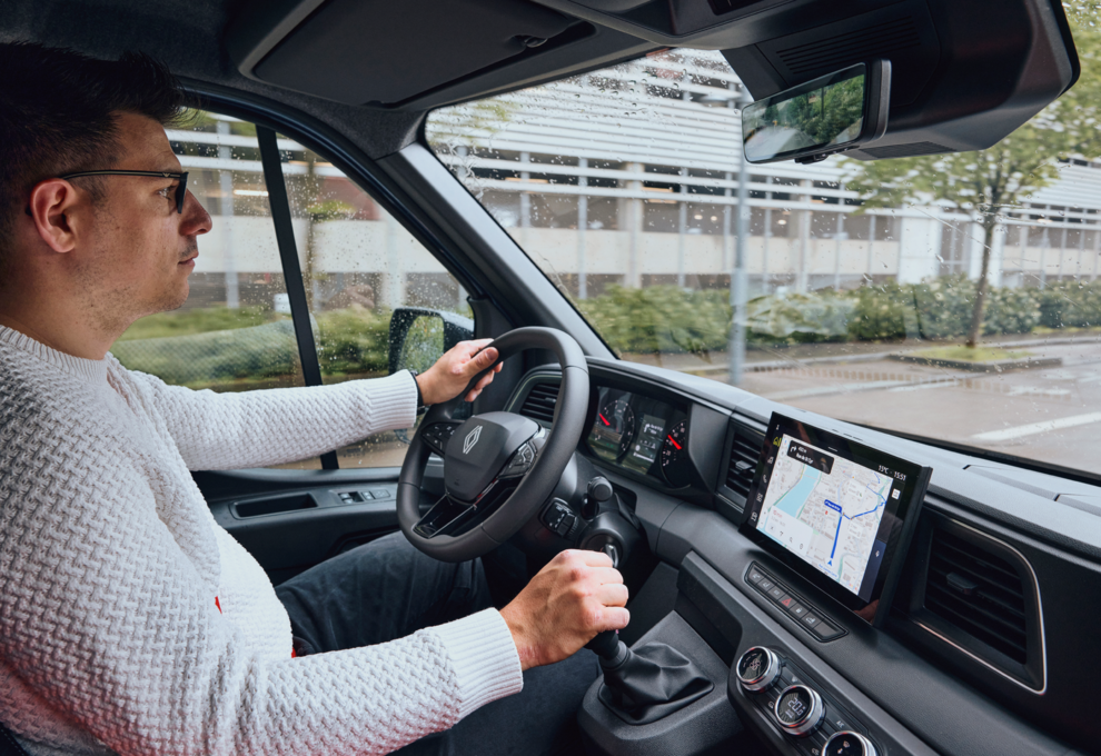 Harbers-renault-master-driving